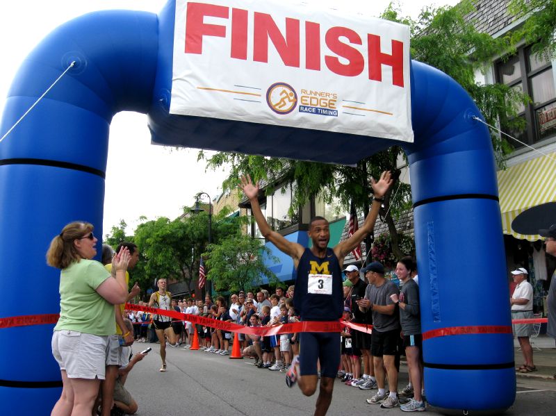 Finish Line Arch - Available For Your Event